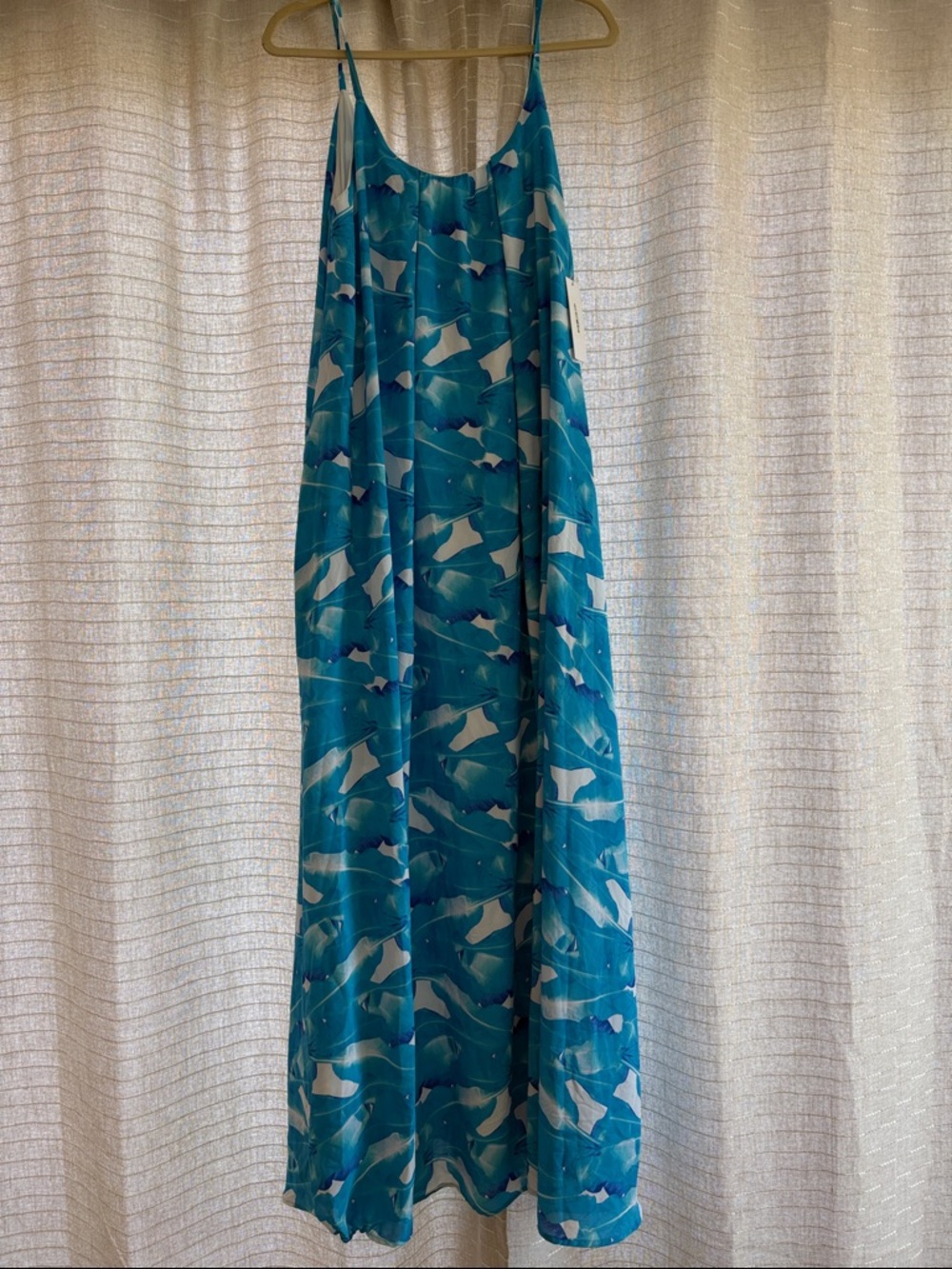 Palms away Blue & White Abstract Maxi Dress